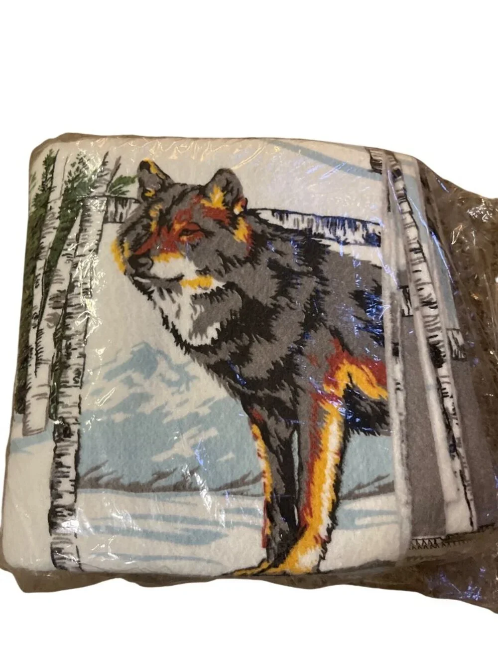Mainstays Wolf Blanket Twin Full 72x90 Wolfpack Fleece Throw USA New Open Pkg